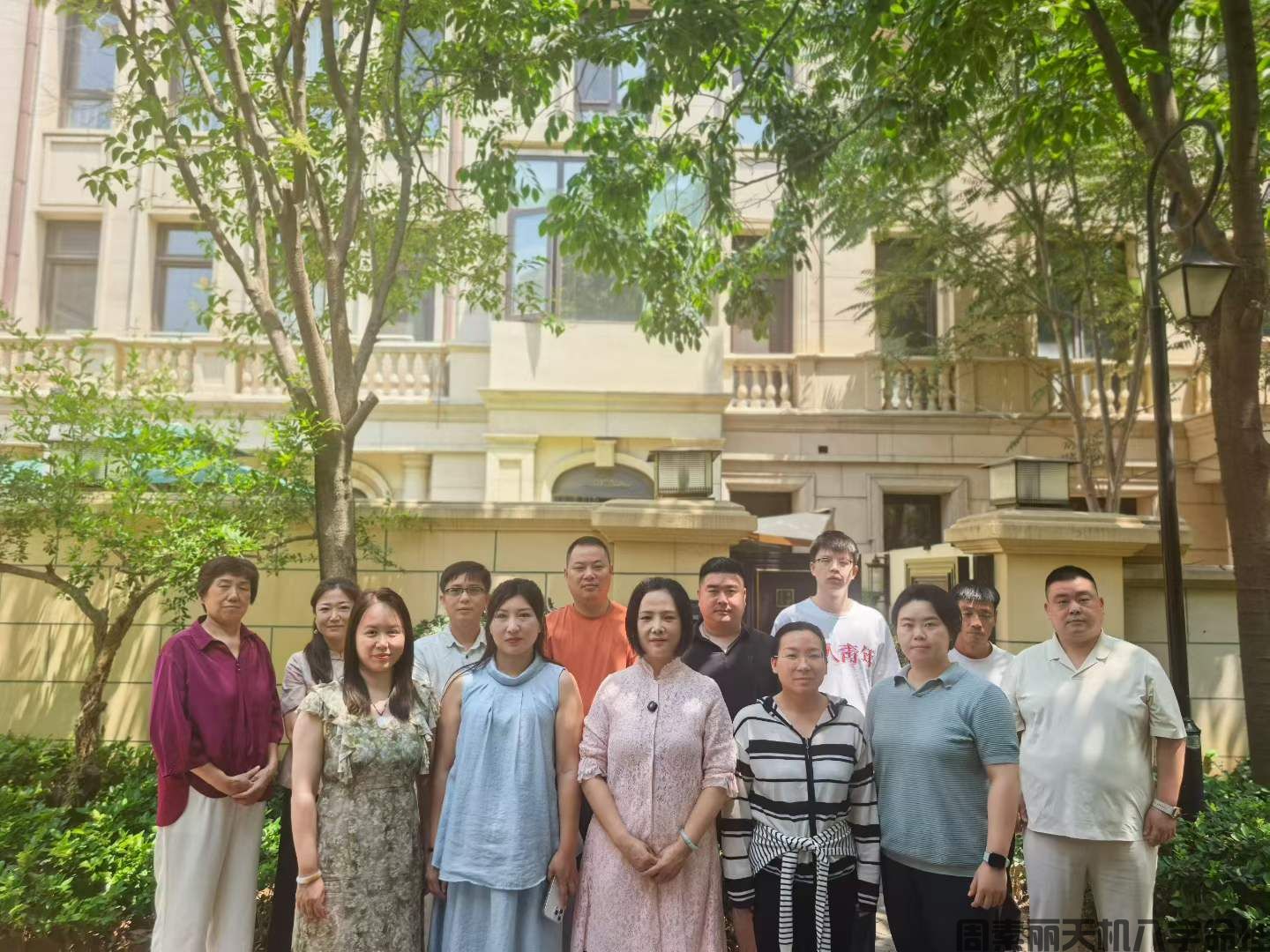 天机八字与河洛风水：二十年实战淬炼的“一眼本质”教学法